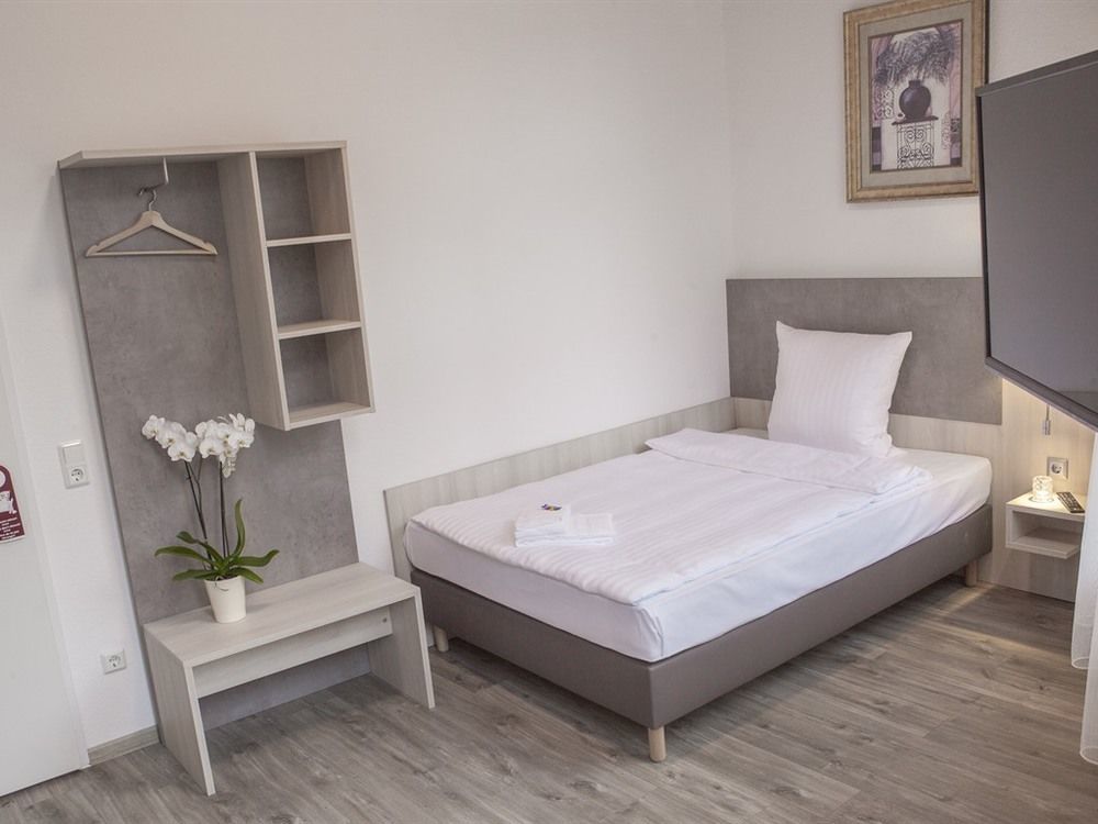 Hotel Schugt Brauweiler Dış mekan fotoğraf