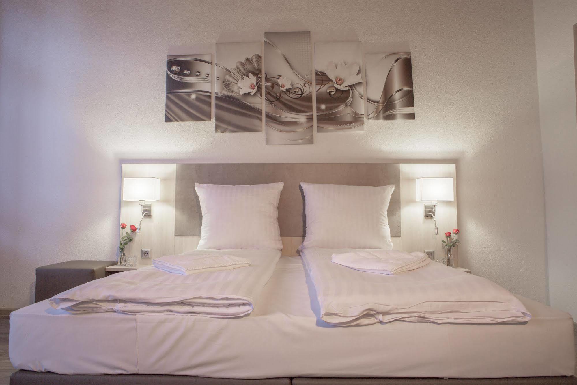 Hotel Schugt Brauweiler Dış mekan fotoğraf